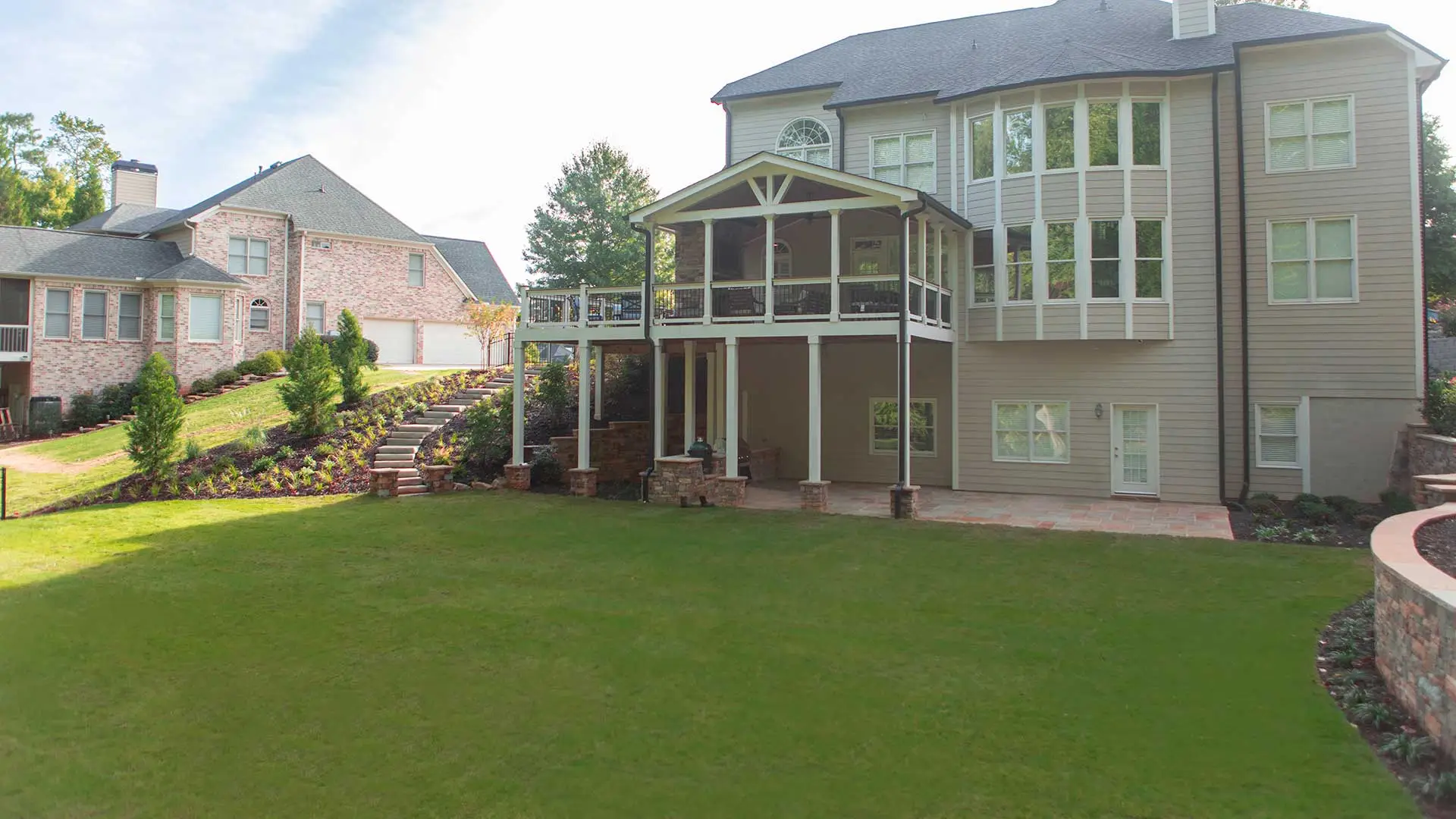 Well maintained lawn and landscaping at residential property in Atlanta, GA.